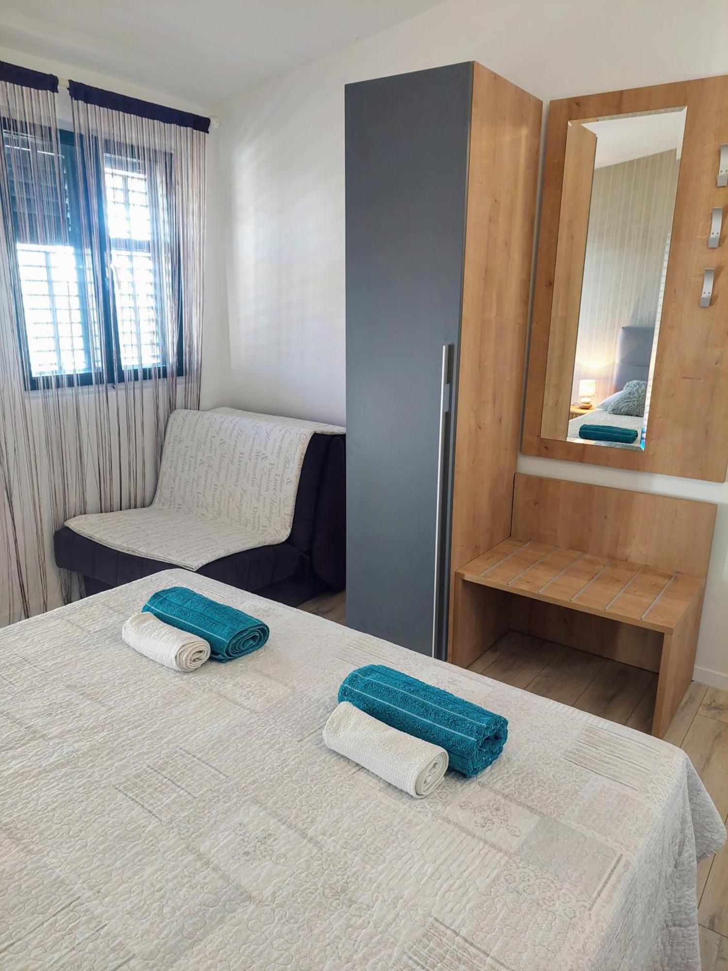 Apartments Meri Zadar Luaran gambar